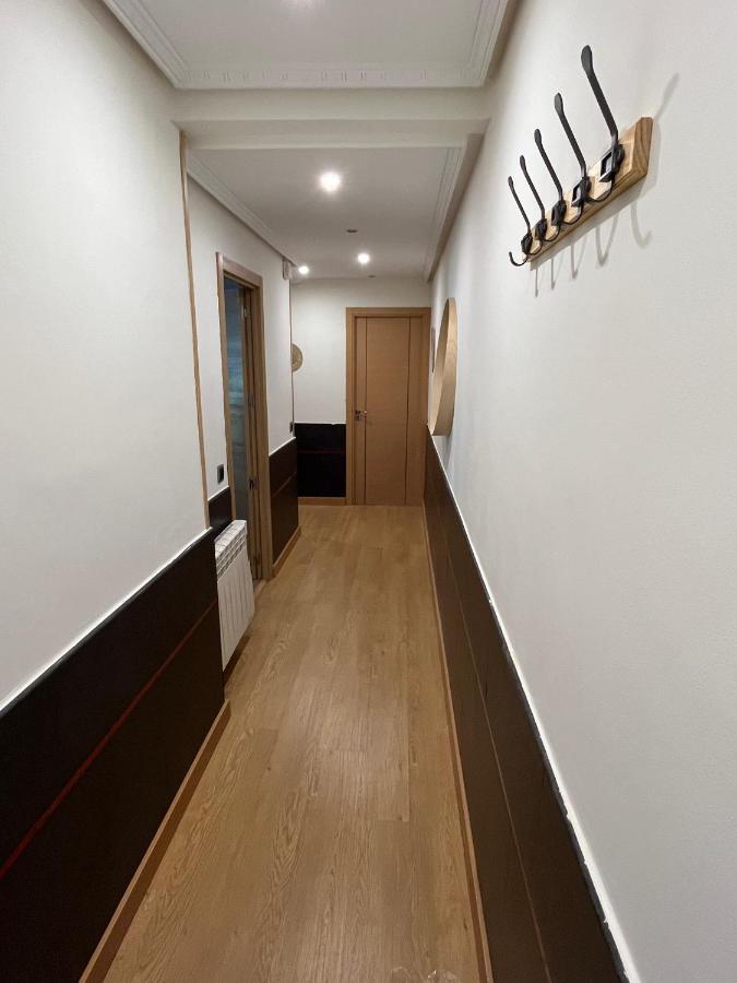 La Postiga Apartment Oviedo Bagian luar foto