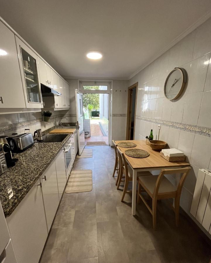 La Postiga Apartment Oviedo Bagian luar foto